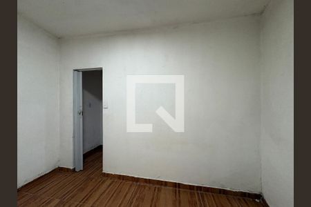 Quarto 1 de casa para alugar com 3 quartos, 100m² em Vila Serralheiro, São Paulo