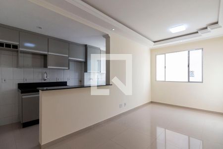 Sala de apartamento para alugar com 2 quartos, 50m² em Vila Santa Teresinha, São Paulo