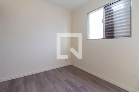 Quarto 1 de apartamento para alugar com 2 quartos, 50m² em Vila Santa Teresinha, São Paulo