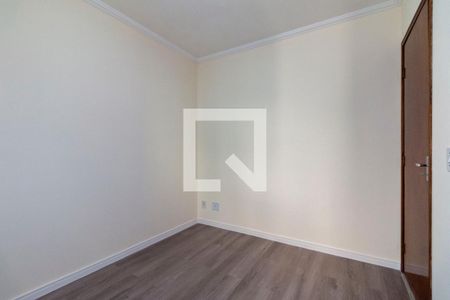 Quarto 2 de apartamento para alugar com 2 quartos, 50m² em Vila Santa Teresinha, São Paulo