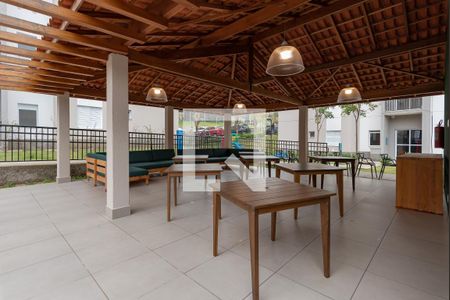 Apartamento para alugar com 49m², 2 quartos e 1 vaga Apartamento para alugar com 49m², 2 quartos e 1 vagaÁrea comum - Salão de festas