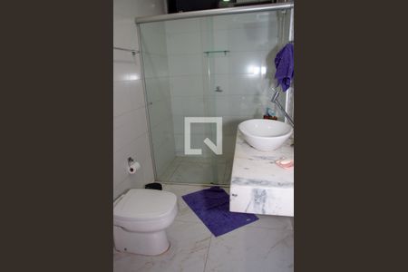 Casa para alugar com 268m², 3 quartos e 3 vagasBanheiro