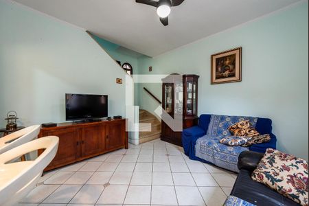 Sala de apartamento para alugar com 2 quartos, 75m² em Gonzaga, Santos