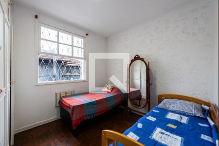 Quarto 2 de apartamento para alugar com 2 quartos, 75m² em Gonzaga, Santos