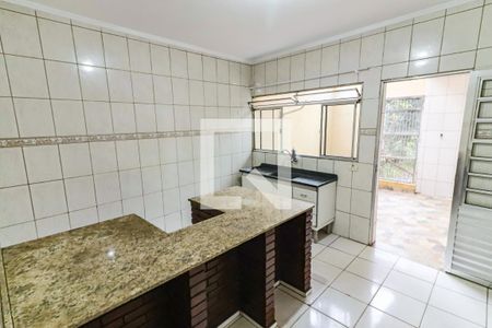 Cozinha de casa para alugar com 2 quartos, 115m² em Cidade Intercap, Taboão da Serra