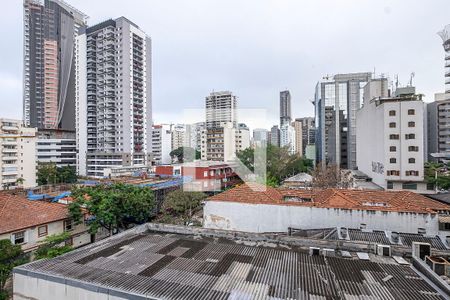 Sala - Vista de apartamento à venda com 3 quartos, 84m² em Pinheiros, São Paulo