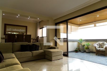 Sala 3 de apartamento à venda com 5 quartos, 300m² em Vila Alexandria, São Paulo