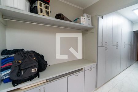 Apartamento à venda com 300m², 4 quartos e 3 vagasÁrea de Serviço - Armários