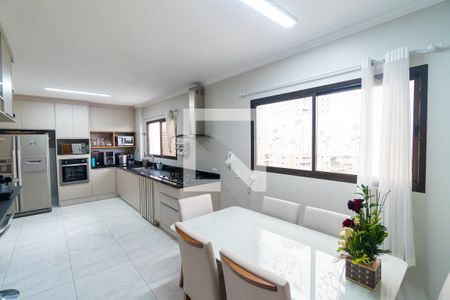 Apartamento à venda com 300m², 4 quartos e 3 vagasCozinha