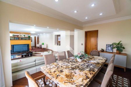 Sala de apartamento à venda com 4 quartos, 300m² em Vila Alexandria, São Paulo