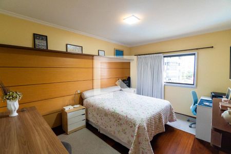 Apartamento à venda com 300m², 4 quartos e 3 vagasSuite 2