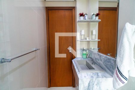 Apartamento à venda com 300m², 4 quartos e 3 vagasBanheiro de serviço