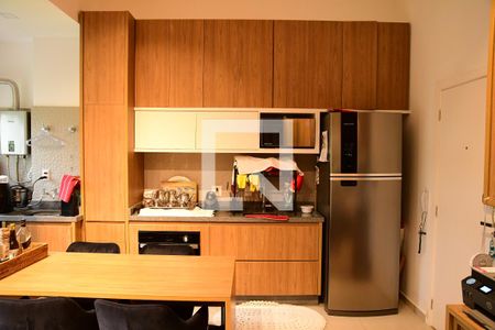 Cozinha e Área de Serviço de kitnet/studio para alugar com 1 quarto, 37m² em Granja Viana, Cotia