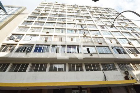 Apartamento para alugar com 43m², 1 quarto e sem vagaFachada