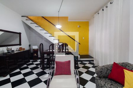 Sala de casa à venda com 3 quartos, 150m² em Vila Graciosa, São Paulo
