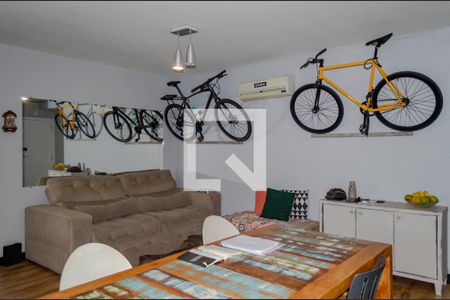 Sala de apartamento para alugar com 2 quartos, 140m² em Itacorubi, Florianópolis