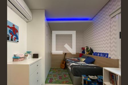 Apartamento à venda com 215m², 3 quartos e 2 vagas Apartamento à venda com 215m², 3 quartos e 2 vagasSuíte 2