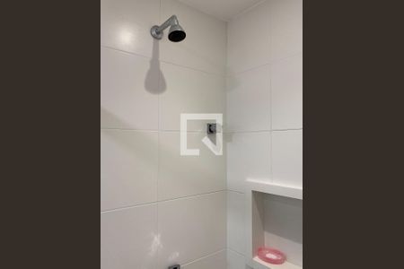 Apartamento à venda com 215m², 3 quartos e 2 vagas Apartamento à venda com 215m², 3 quartos e 2 vagasBanheiro da suíte 1