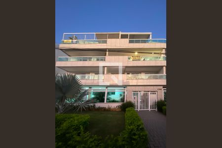 Apartamento à venda com 215m², 3 quartos e 2 vagas Apartamento à venda com 215m², 3 quartos e 2 vagasFachada