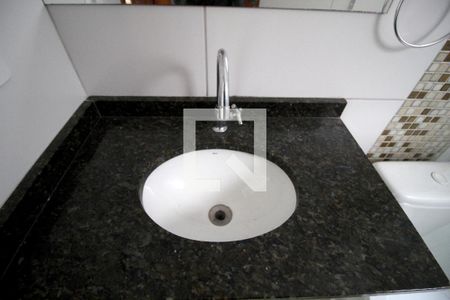 Banheiro de apartamento para alugar com 1 quarto, 38m² em Jardim Americano, Sorocaba
