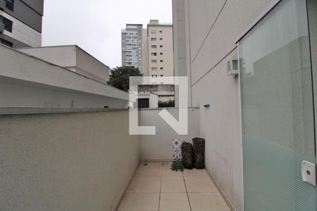 Varanda lateral de apartamento à venda com 1 quarto, 35m² em Campo Belo, São Paulo