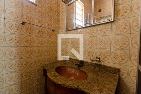 Casa à venda com 142m², 3 quartos e 2 vagas Casa à venda com 142m², 3 quartos e 2 vagasBanheiro