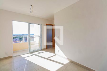 Sala  de apartamento para alugar com 2 quartos, 45m² em Parque Santa Fé, Porto Alegre