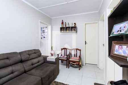 Sala de estar de apartamento à venda com 2 quartos, 62m² em Rubem Berta, Porto Alegre