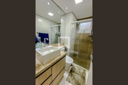 Apartamento à venda com 56m², 2 quartos e 1 vaga Apartamento à venda com 56m², 2 quartos e 1 vagaBanheiro