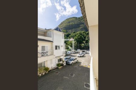 Casa de condomínio à venda com 110m², 3 quartos e 1 vagaSuíte 1 - Varanda