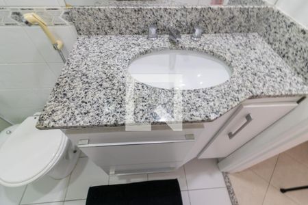 Casa de condomínio à venda com 110m², 3 quartos e 1 vagaSuíte 2 - Banheiro