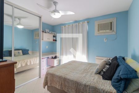 Casa de condomínio à venda com 110m², 3 quartos e 1 vagaSuíte 1