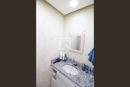 Casa de condomínio à venda com 110m², 3 quartos e 1 vagaLavabo