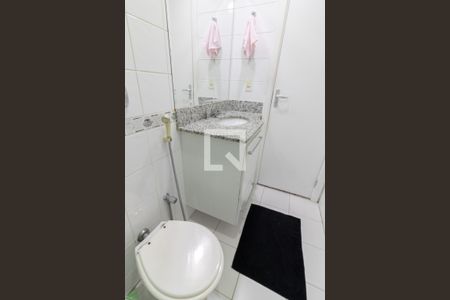 Casa de condomínio à venda com 110m², 3 quartos e 1 vagaSuíte 2 - Banheiro