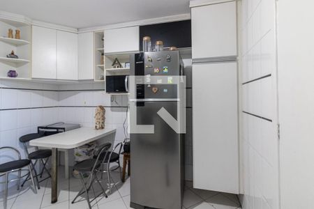 Casa de condomínio à venda com 110m², 3 quartos e 1 vagaCozinha