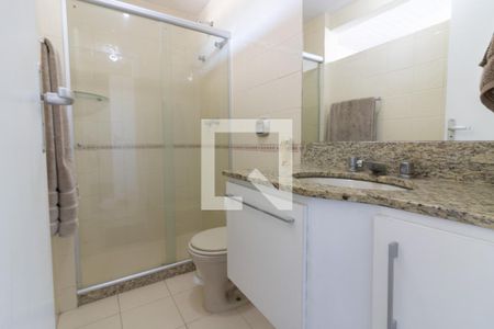 Casa de condomínio à venda com 110m², 3 quartos e 1 vagaSuíte 3 - Banheiro