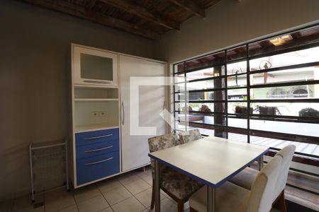 Casa à venda com 472m², 4 quartos e 5 vagasCozinha