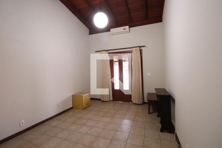 Casa à venda com 472m², 4 quartos e 5 vagasSuíte 2