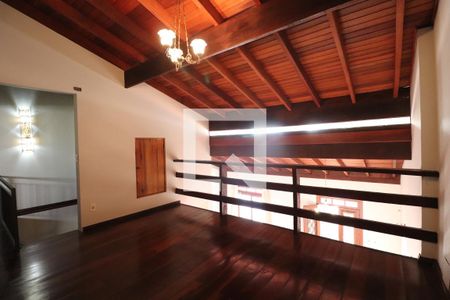 Casa à venda com 472m², 4 quartos e 5 vagasDescanso Andar Superior