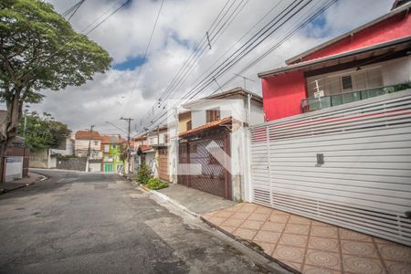 Casa para alugar com 65m², 2 quartos e sem vagaFachada