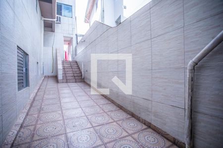 Casa para alugar com 65m², 2 quartos e sem vagaQuintal