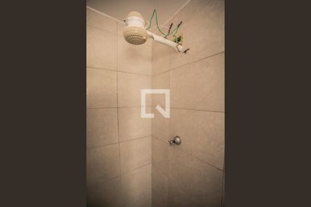 Casa para alugar com 65m², 2 quartos e sem vagaBanheiro - Chveiro