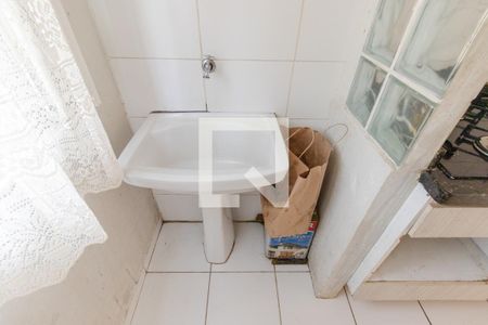 Apartamento à venda com 44m², 2 quartos e 1 vaga Apartamento à venda com 44m², 2 quartos e 1 vagaCozinha e Área de Serviço