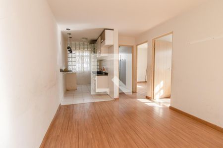 Apartamento à venda com 44m², 2 quartos e 1 vaga Apartamento à venda com 44m², 2 quartos e 1 vagaSala