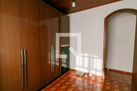 Casa à venda com 227m², 6 quartos e 2 vagas Casa à venda com 227m², 6 quartos e 2 vagasQuarto 3