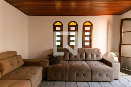 Casa à venda com 227m², 6 quartos e 2 vagas Casa à venda com 227m², 6 quartos e 2 vagasSala 2