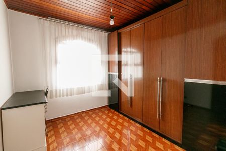 Casa à venda com 227m², 6 quartos e 2 vagas Casa à venda com 227m², 6 quartos e 2 vagasQuarto 3