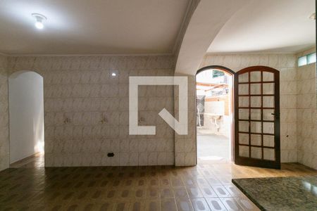 Casa à venda com 227m², 6 quartos e 2 vagas Casa à venda com 227m², 6 quartos e 2 vagasCozinha