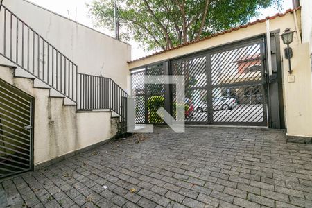 Casa para alugar com 150m², 2 quartos e 5 vagas Casa para alugar com 150m², 2 quartos e 5 vagasGaragem