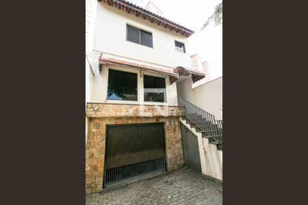 Casa para alugar com 150m², 2 quartos e 5 vagas Casa para alugar com 150m², 2 quartos e 5 vagasGaragem